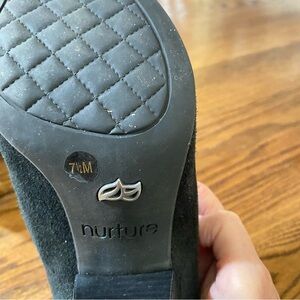 Nurture booties worn less than 5 times